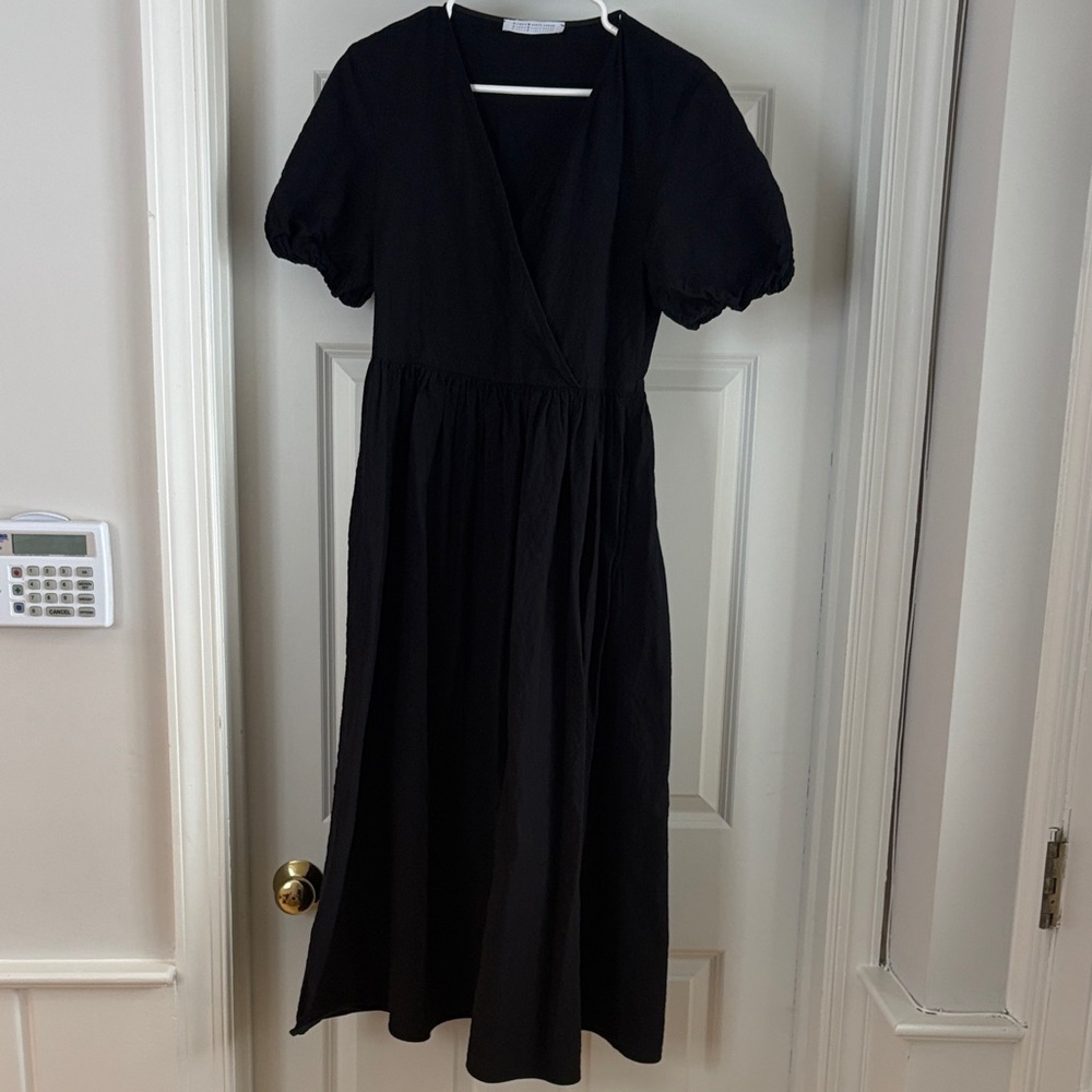 Chic Black Midi Dress